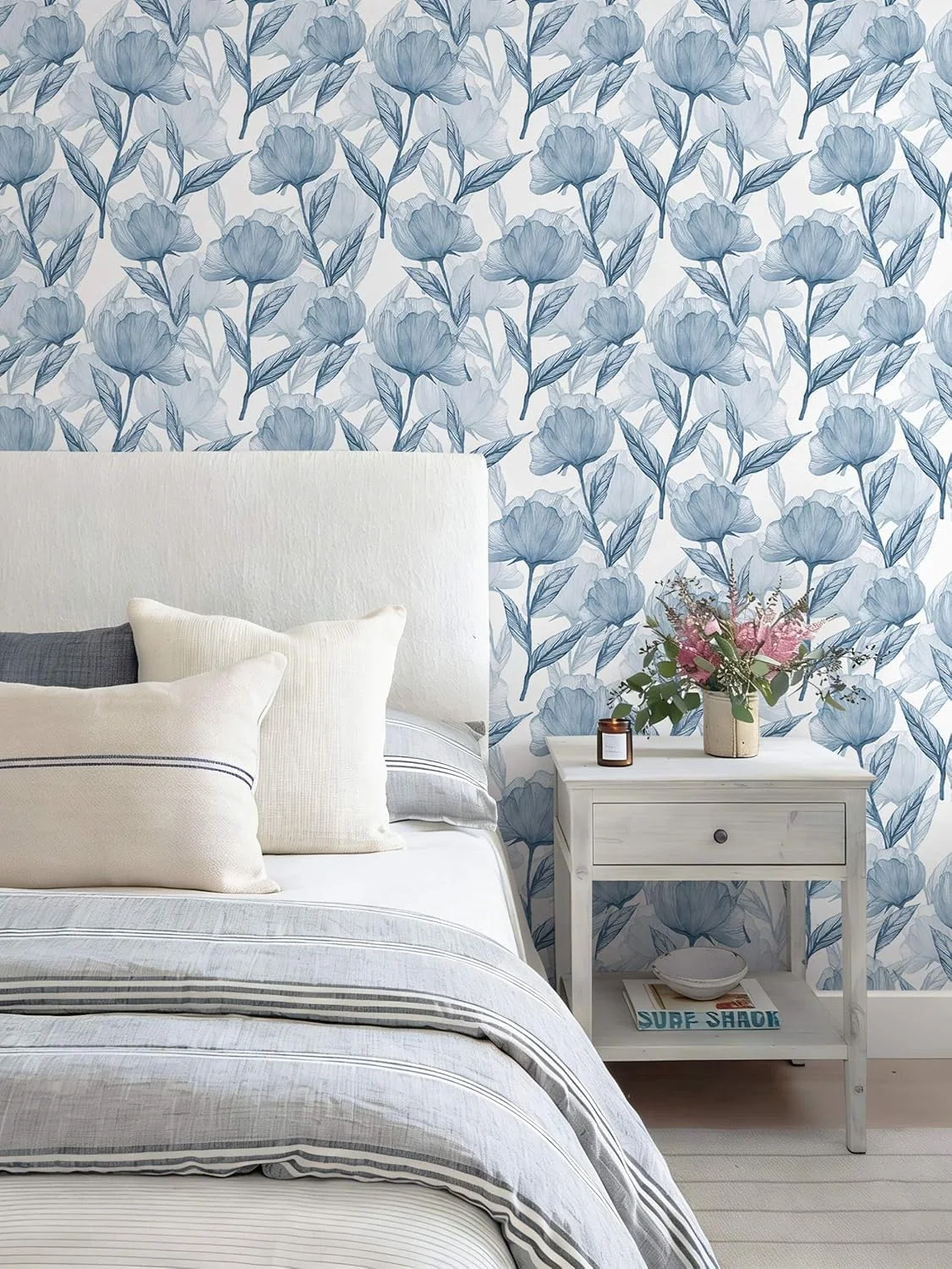 Heroad Blue Large Watercolor Floral peel and stick wallpaper in a room