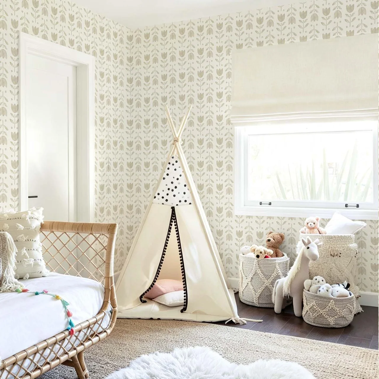 Heroad Neutral Floral peel and stick wallpaper in a room