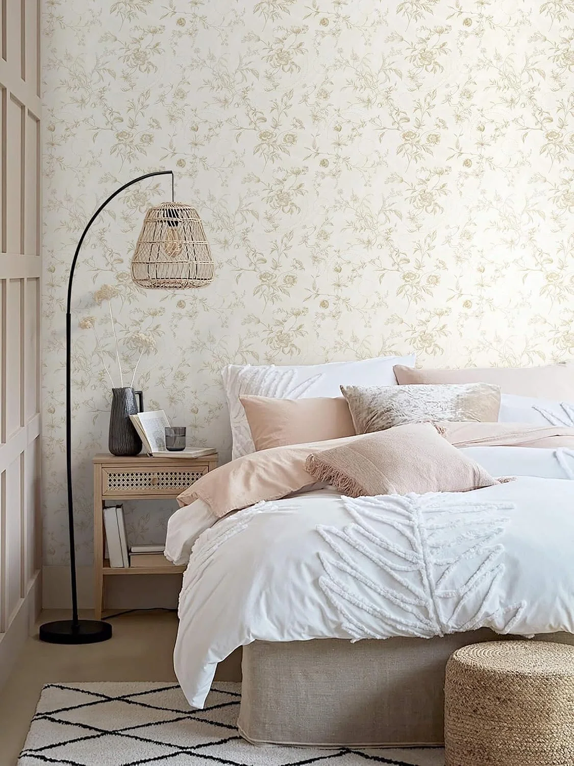 Heroad Beige French Country Floral peel and stick wallpaper in a room