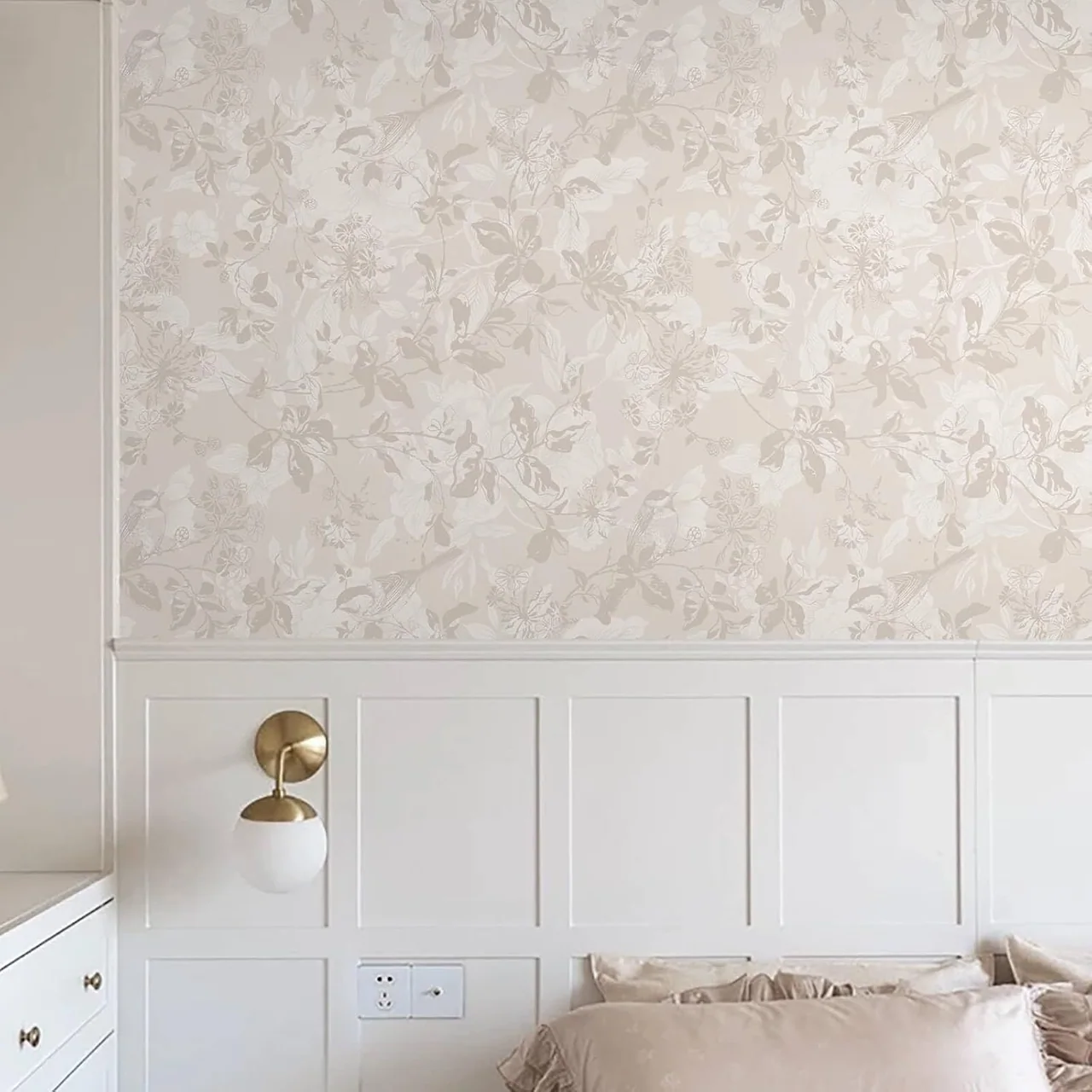 Heroad Beige Brown Watercolor Floral peel and stick wallpaper in a room