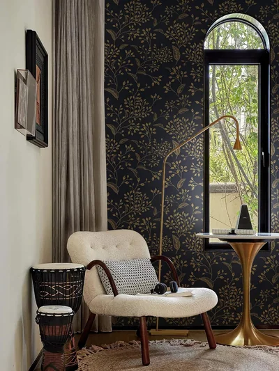 Dark Blue and Gold Modern Floral, picture 3
