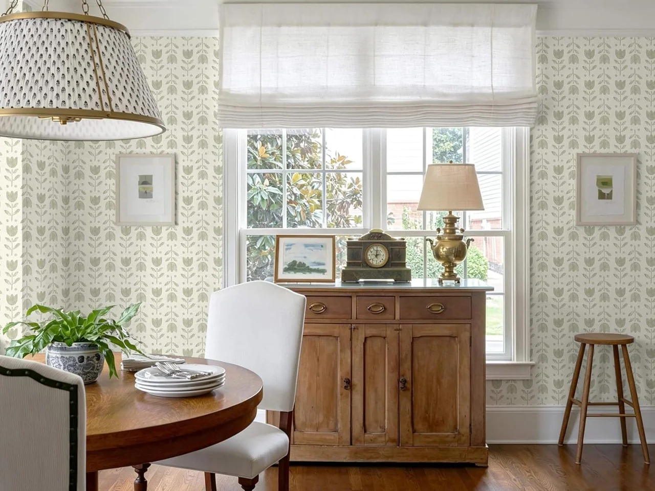 Heroad Sage Tulip peel and stick wallpaper in a room