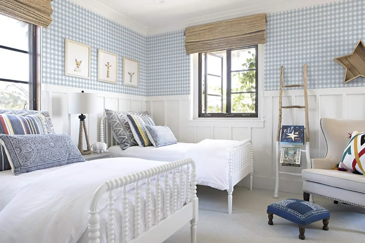 Heroad Light Blue Gingham peel and stick wallpaper in a room